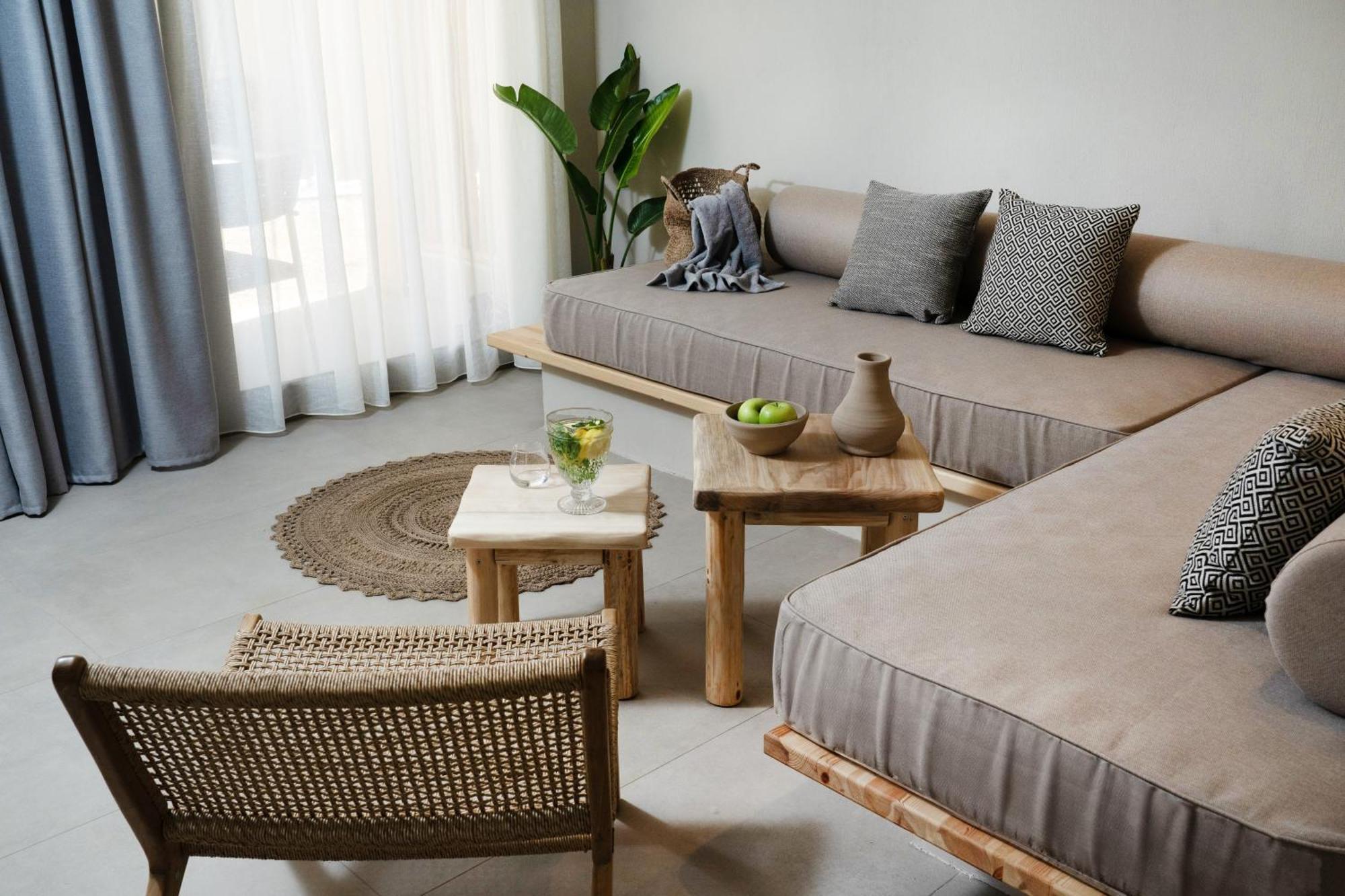 Amo Golden Suites Chrysi Ammoudia Extérieur photo