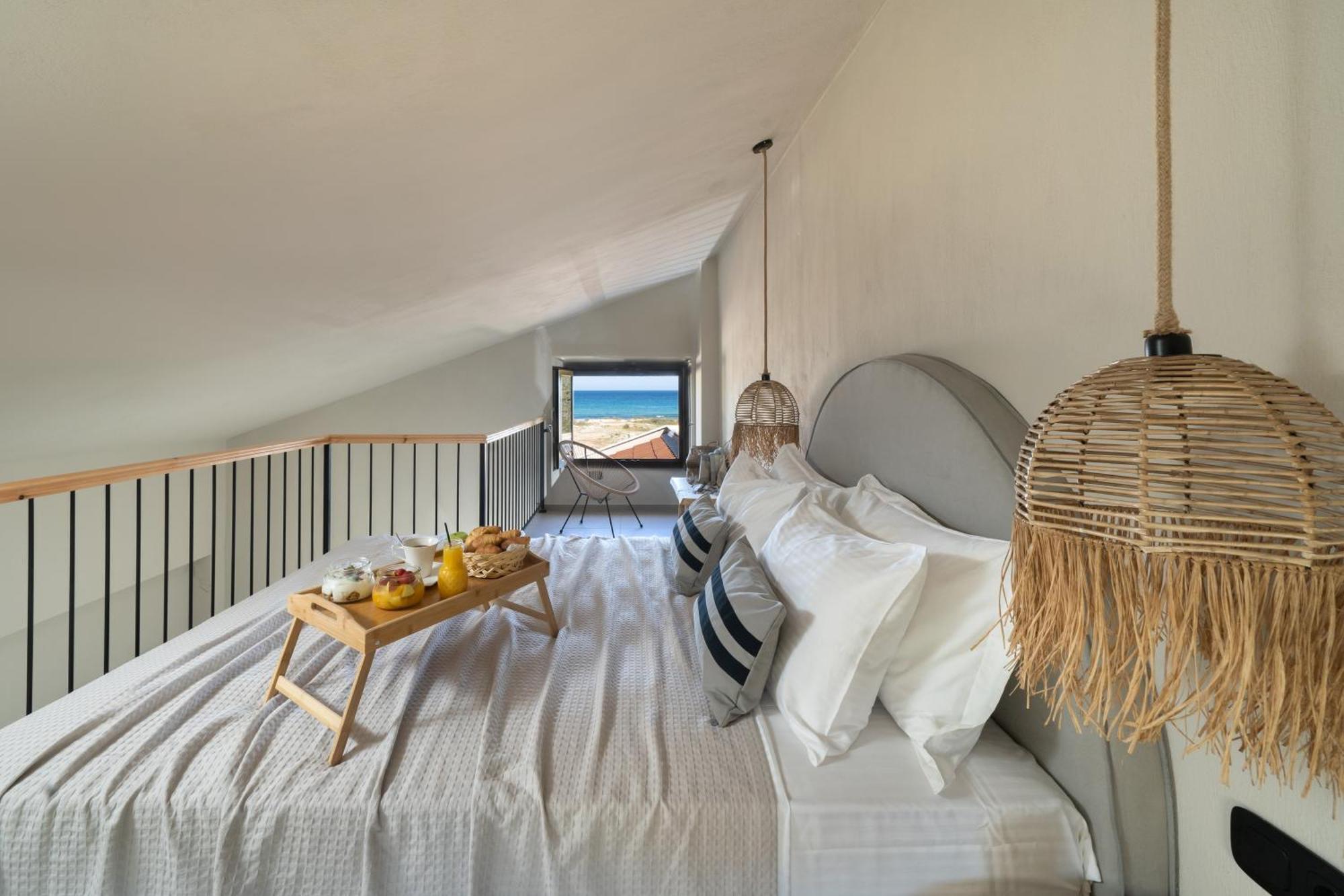Amo Golden Suites Chrysi Ammoudia Extérieur photo