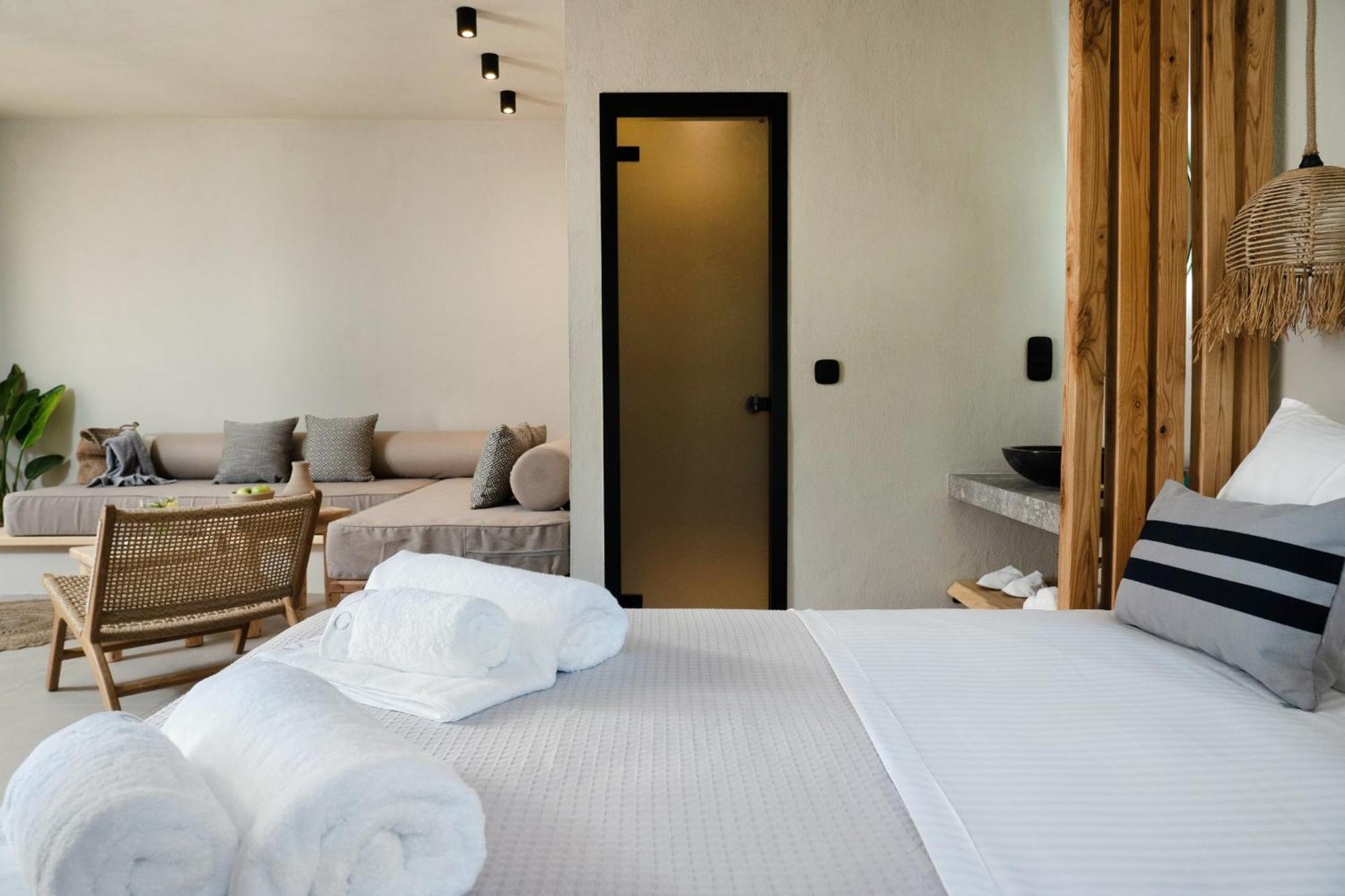Amo Golden Suites Chrysi Ammoudia Extérieur photo